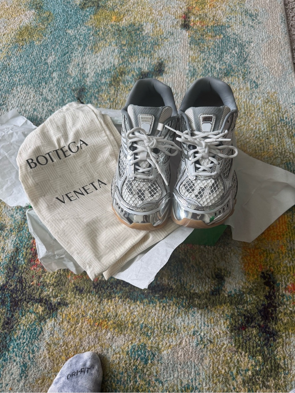 Bottega Veneta Orbit Sneaker Women’s Sz 40/US9 Silver Metallic Used-Good